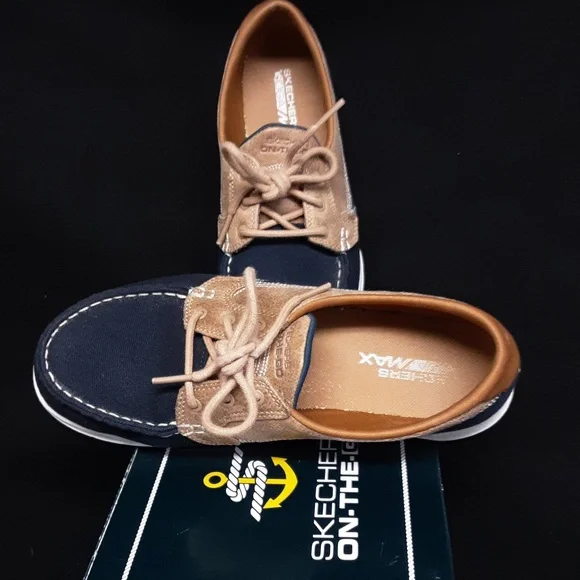 Skechers Navy and Tan Casual Shoes - Picture 1 of 8